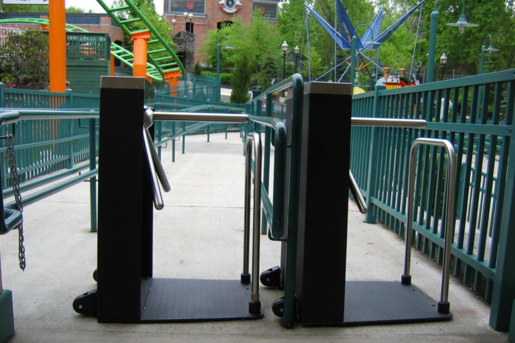 LC 100 six flags portable