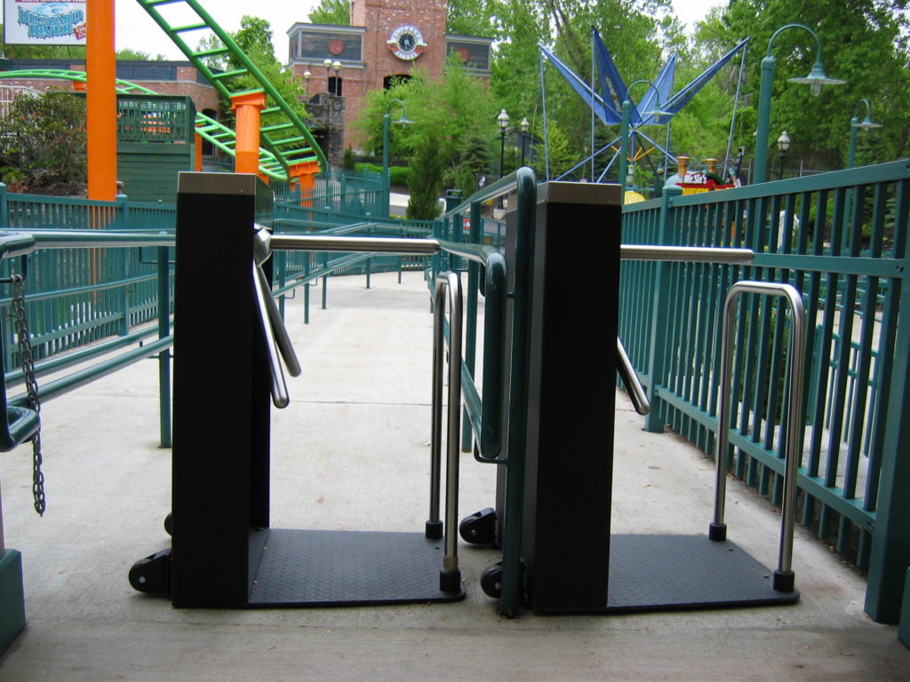 LC 100 six flags portable